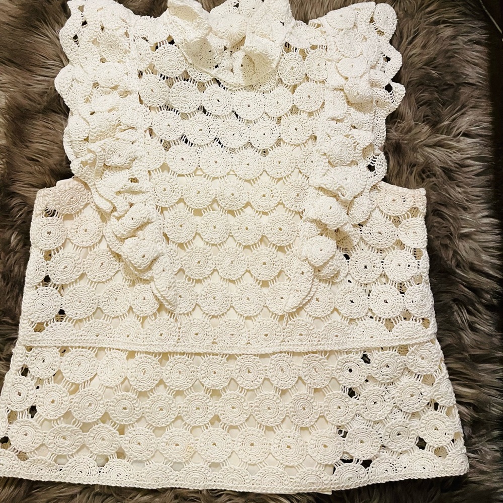 Genuine crochet Laos